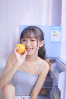 做丰满漂亮的女学生